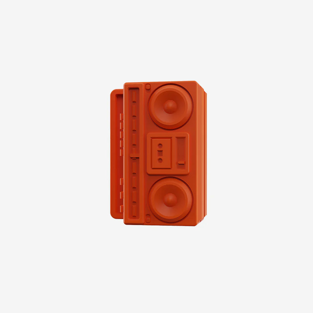 ZEE.PINZ BOOMBOX